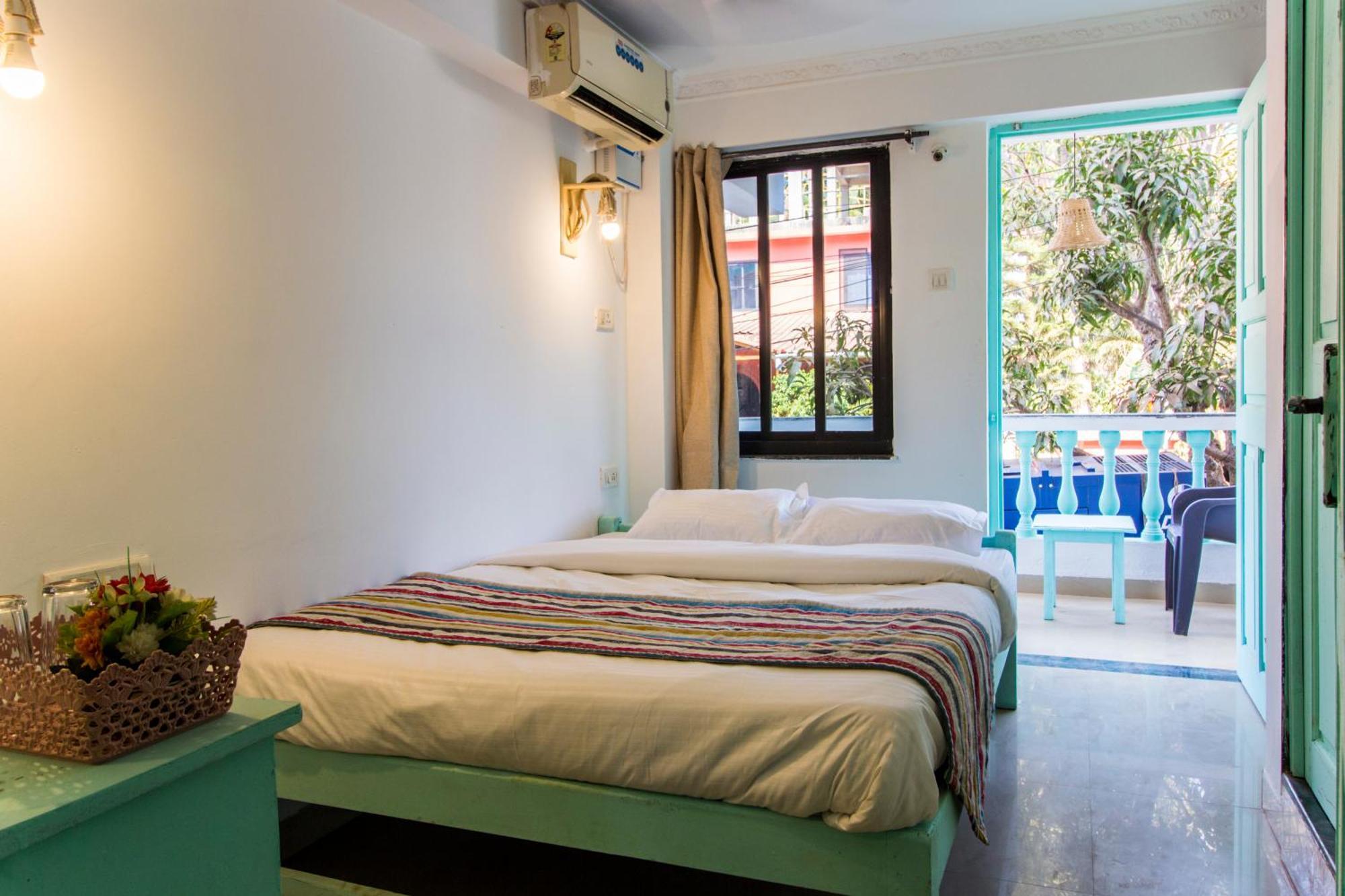 Turquoiise House Hotel Morjim Exterior photo